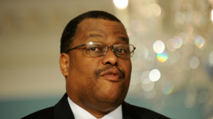 Conselho de transi&ccedil;&atilde;o nomeia primeiro-ministro no Haiti