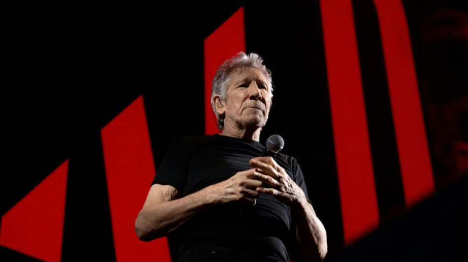 Hotel de Bogot&aacute; cancela reserva a Roger Waters, denunciado por "antisemitismo"