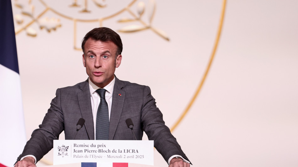 Dazi: Macron, 'pausa fragile, dobbiamo proteggerci'