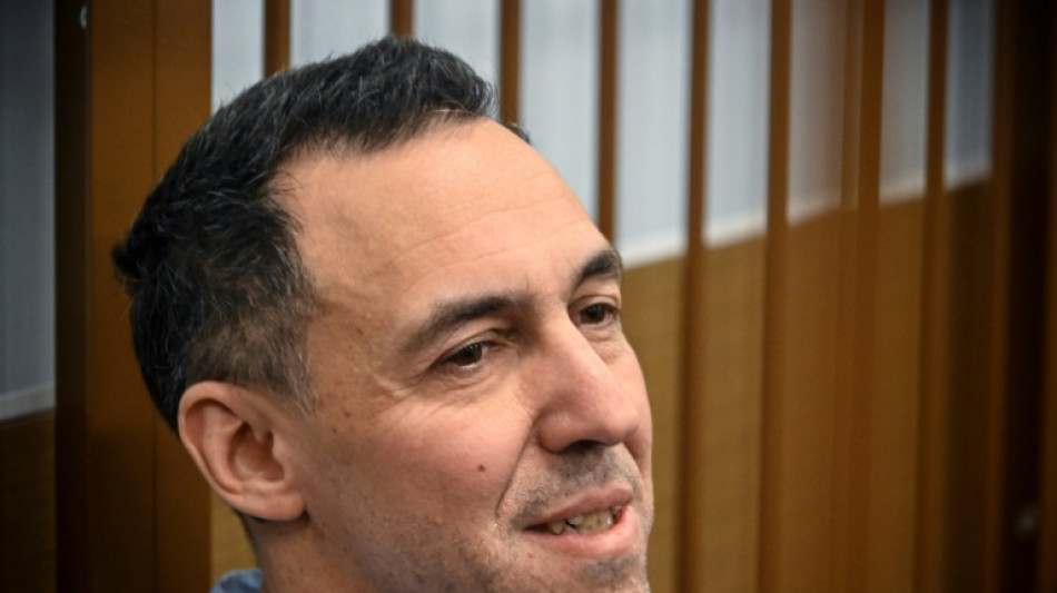 La Russie lib&egrave;re le chercheur fran&ccedil;ais Vinatier en &eacute;change d'un basketteur russe