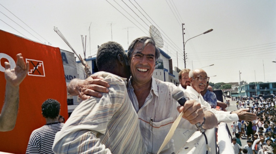 La política, la otra gran pasión de Mario Vargas Llosa