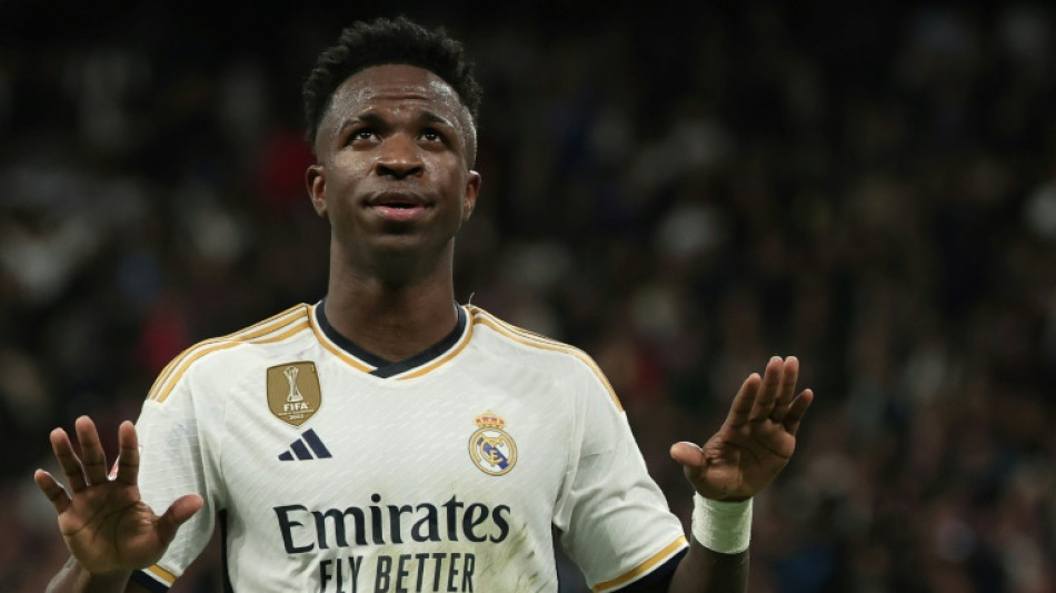 MP de Madri pede 4 anos de pris&atilde;o para acusados de pendurar boneco de Vini Jr.