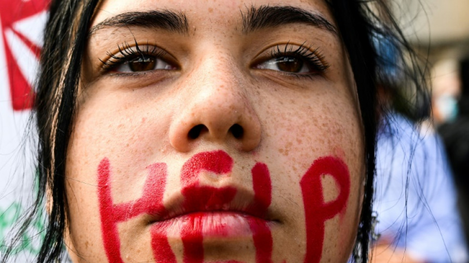 Manifestaciones en varias universidades de Ir&aacute;n contra la represi&oacute;n de la disidencia
