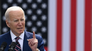 Biden dice que mayor&iacute;a en EEUU est&aacute; "en contra" de poseer rifles de asalto