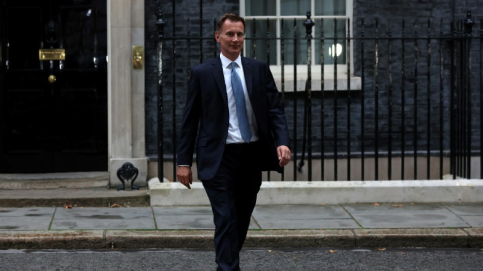 El nuevo ministro de Finanzas brit&aacute;nico anuncia "decisiones dif&iacute;ciles"