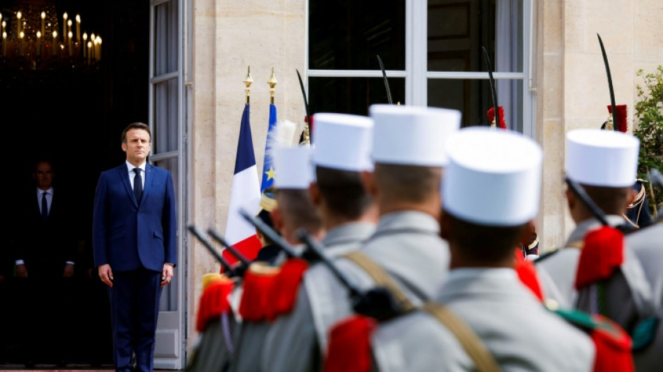 Macron promete una Francia "m&aacute;s independiente" tras ser reinvestido presidente