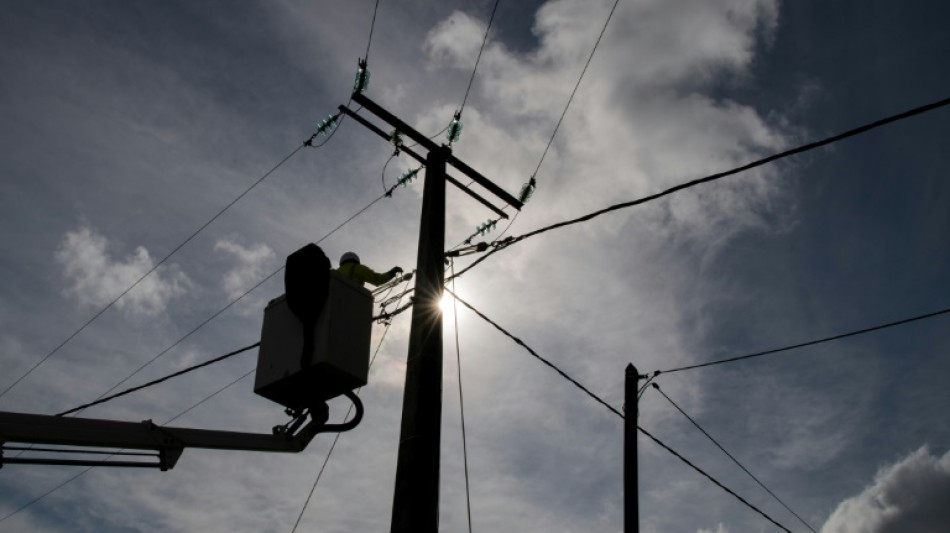 Temp&ecirc;tes: un agent d'Enedis mort en Bretagne, nouveaux d&eacute;g&acirc;ts