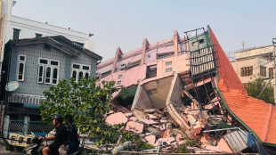 Mehr als 1000 Tote nach Erdbeben in Myanmar