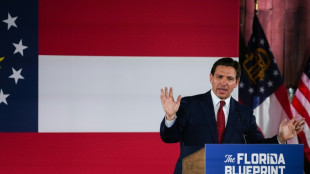 Governador da Fl&oacute;rida sai em ofensiva contra 'influ&ecirc;ncia chinesa' nos EUA