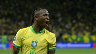 Hasta 22 meses de prisi&oacute;n por colgar de un puente un mu&ntilde;eco de Vinicius en Espa&ntilde;a