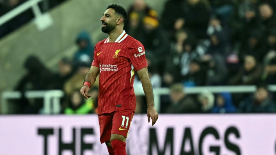 Liverpool empata e segue l&iacute;der; City se reencontra com a vit&oacute;ria