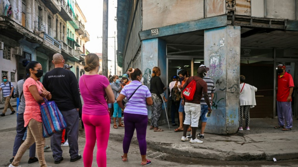 Cuba autorizar&aacute; inversi&oacute;n extranjera en comercios para paliar desabastecimiento