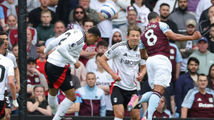 Villa boost top five bid, Southampton beaten at Leicester