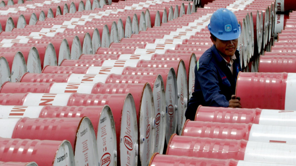 Il petrolio chiude in calo a New York a 58,07 dollari