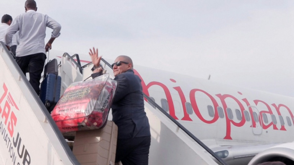 Un tribunal de apelaciones federal de EEUU vuelve a autorizar las expulsiones de migrantes a terceros pa&iacute;ses