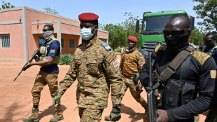 Capit&aacute;n golpista Traor&eacute; es nombrado presidente de transici&oacute;n de Burkina hasta 2024