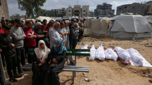 Al menos 50 muertos en bombardeos israel&iacute;es en Gaza el domingo, seg&uacute;n la Defensa civil palestina 