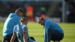 Haaland consultar&aacute; especialista para avaliar les&atilde;o no tornozelo