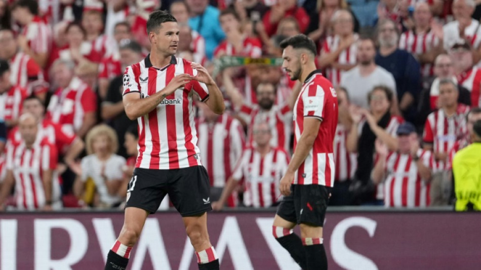 Athletic Bilbao vira sobre Qarabag (3-1) e consegue primeira vitória na Champions