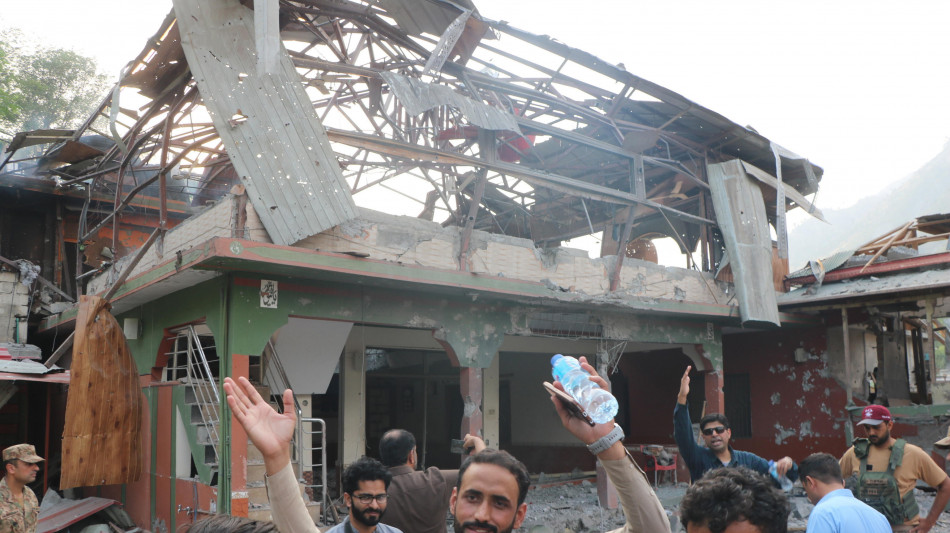 India, '13 civili uccisi e 59 feriti da ieri'