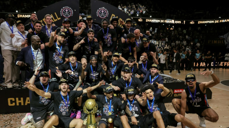 Basket: la m&eacute;t&eacute;orite Paris d&eacute;croche la Lune en France