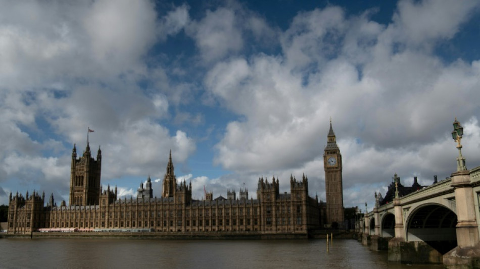 Inteligência britânica alerta parlamentares sobre tentativas de espionagem da China