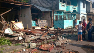 Terremoto deixa 20 feridos e edif&iacute;cios destru&iacute;dos no Equador