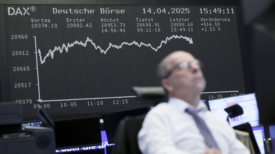 Borsa: Europa conclude incerta, Francoforte -0,3% dopo ok a Merz