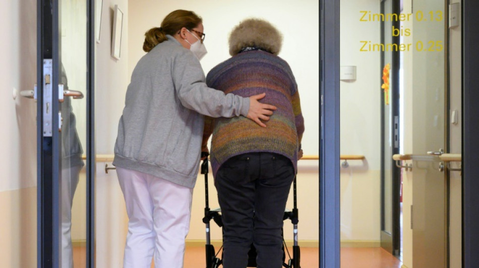 Deutscher Pflegerat kritisiert Warkens Pflegereform als reines Sparprogramm