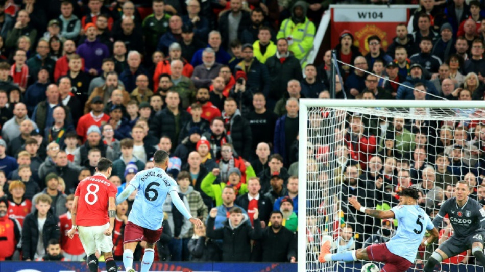 Man Utd survive Villa scare to reach League Cup last 16