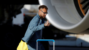 Neymar est&aacute; fora do jogo contra o Egito, &uacute;ltimo amistoso do Brasil antes da Copa