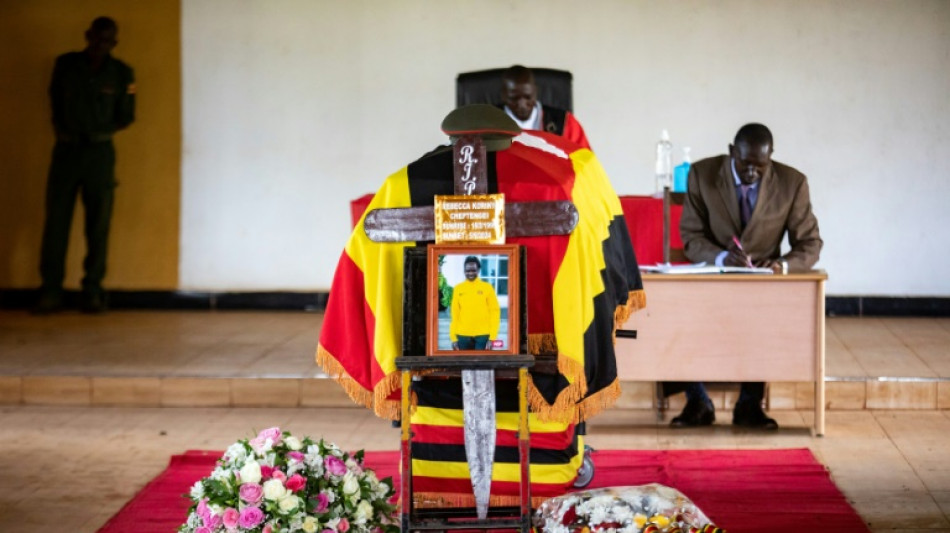 Uganda se despede da atleta Rebecca Cheptegei, v&iacute;tima de feminic&iacute;dio