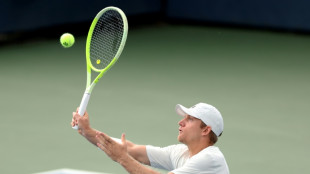 Fonseca avanza a cuartos en Basilea por la baja de Mensik