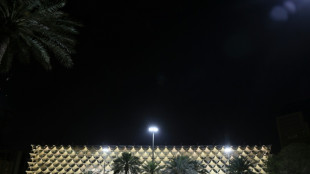 Fuertes explosiones estremecen Ir&aacute;n