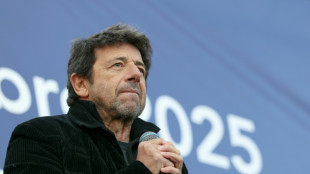 Concerts annul&eacute;s, nouvelles plaintes: la pression s'accentue sur Patrick Bruel