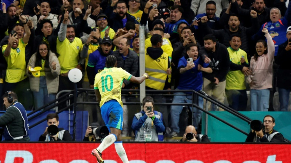 Brazil book World Cup berth, Uruguay on brink