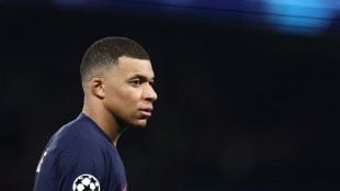Mbapp&eacute; comunica ao PSG inten&ccedil;&atilde;o de deixar o clube 