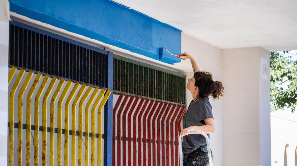 Camilla Falsini firma un'opera di arte pubblica per Carbonia