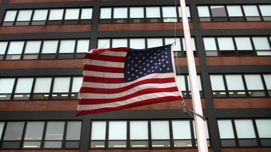 Cuatro muertos, entre ellos niños, al chocar un automóvil contra un centro infantil en EEUU