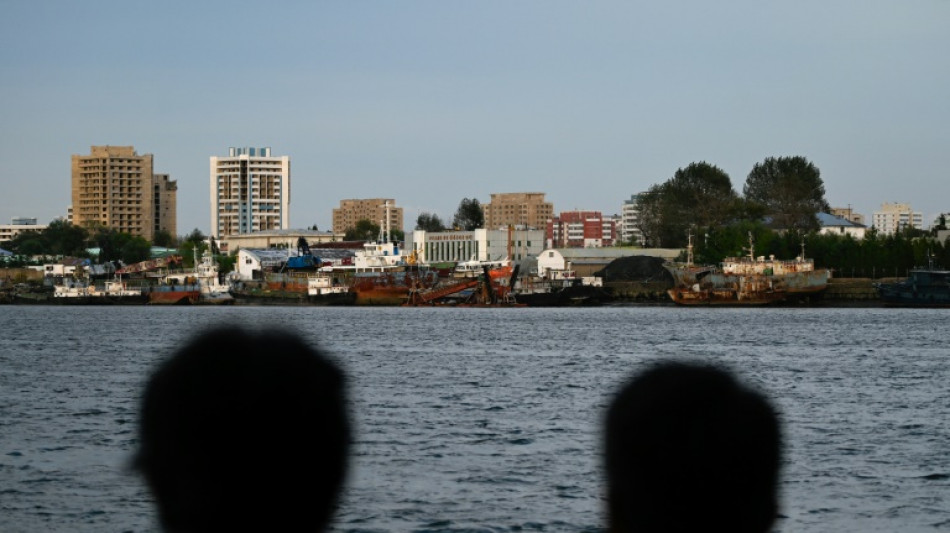 A espera em v&atilde;o pela abertura da fronteira entre China e Coreia do Norte