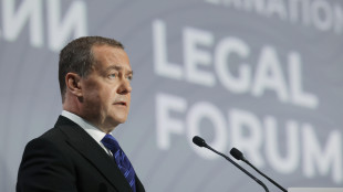 Medvedev, Trump si &egrave; imbarcato sul sentiero di guerra