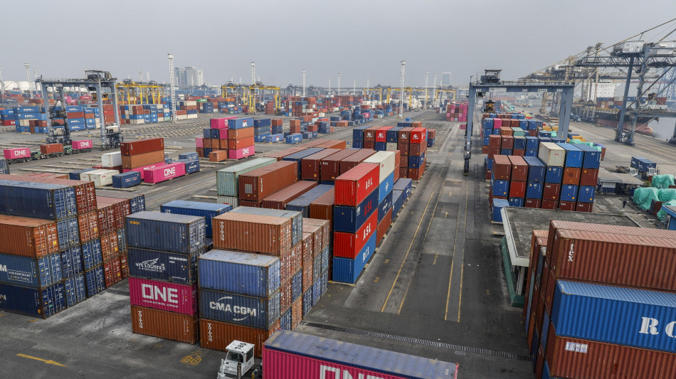 Cina, 'dazi Usa al 245% privi di logica economica'