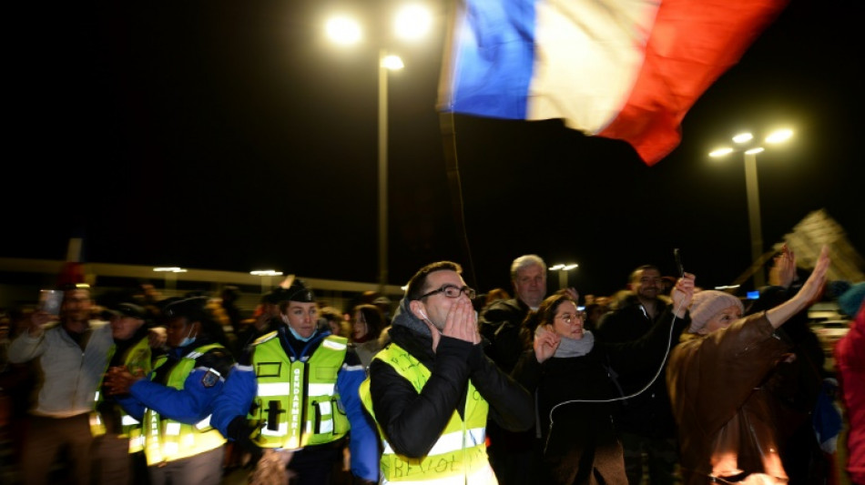 Les convois anti-pass aux portes de Paris, les forces de l'ordre mobilis&eacute;es