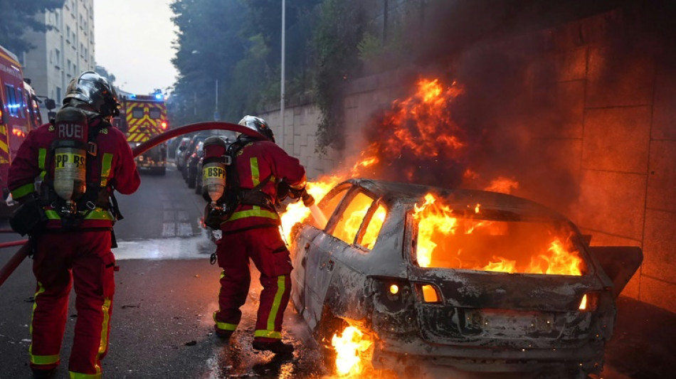Dist&uacute;rbios na Fran&ccedil;a ap&oacute;s morte de jovem em a&ccedil;&atilde;o policial