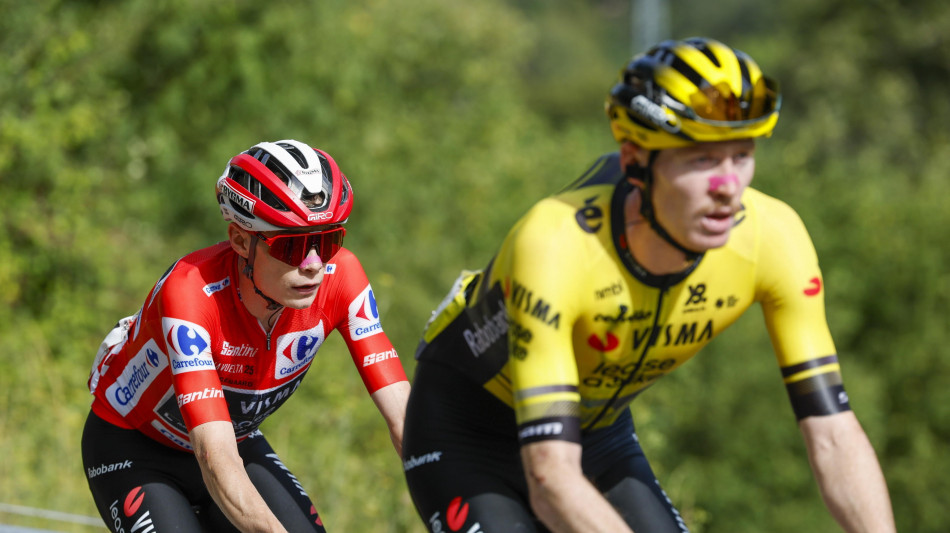 Vuelta: Soler vince la 14ma tappa, Vingegaard resta leader