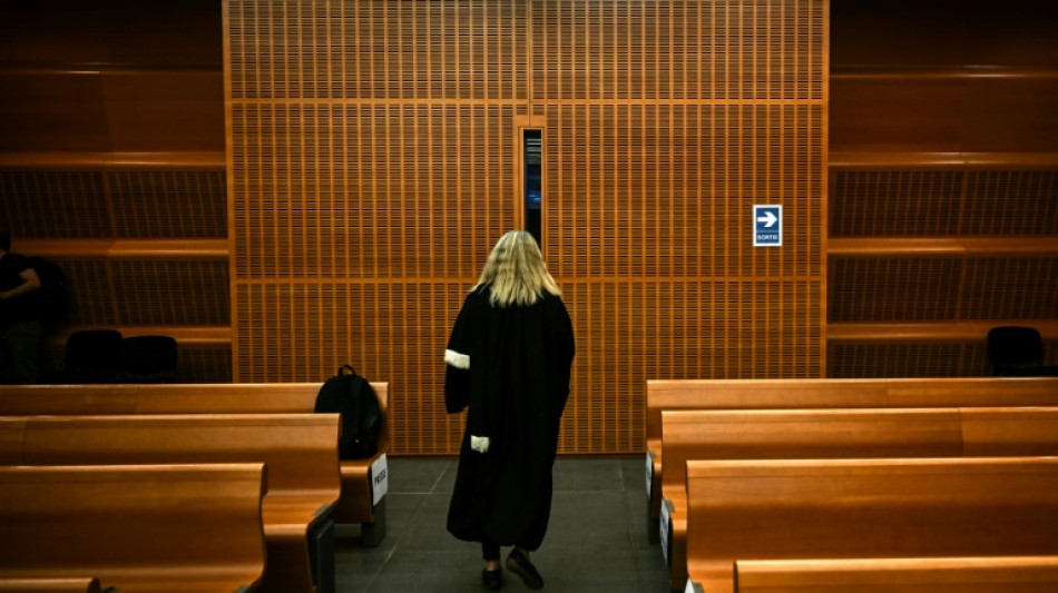 "Zone interdite" sur l'islam radical: huit personnes condamn&eacute;es pour le cyberharc&egrave;lement d'un t&eacute;moin