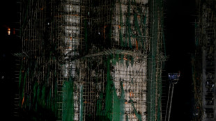 Hong Kong busca a cientos de desaparecidos tras el incendio que dejó 75 muertos