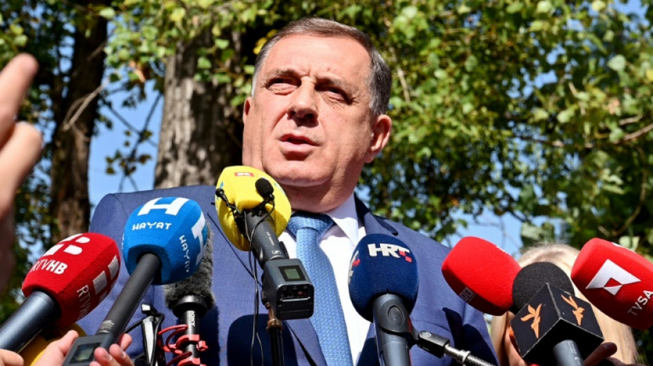 Bosnie: Milorad Dodik fait une br&egrave;ve apparition au tribunal, son proc&egrave;s ajourn&eacute;