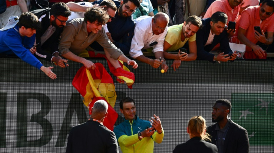 Espa&ntilde;a se rinde al "Dios" Nadal tras su victoria en Roland Garros