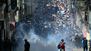 Dist&uacute;rbios em marcha massiva em La Paz contra o governo da Bol&iacute;via